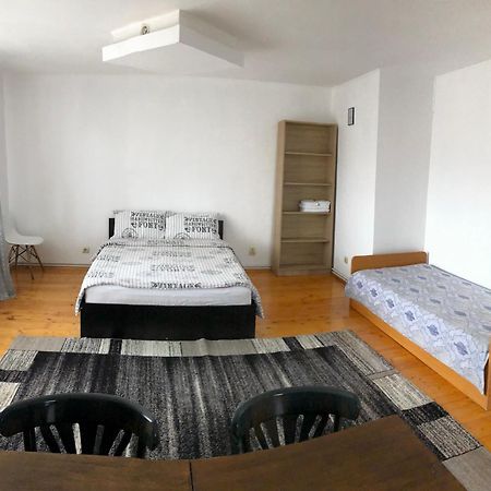 Casa Sâncrai Targu Mures Exterior foto