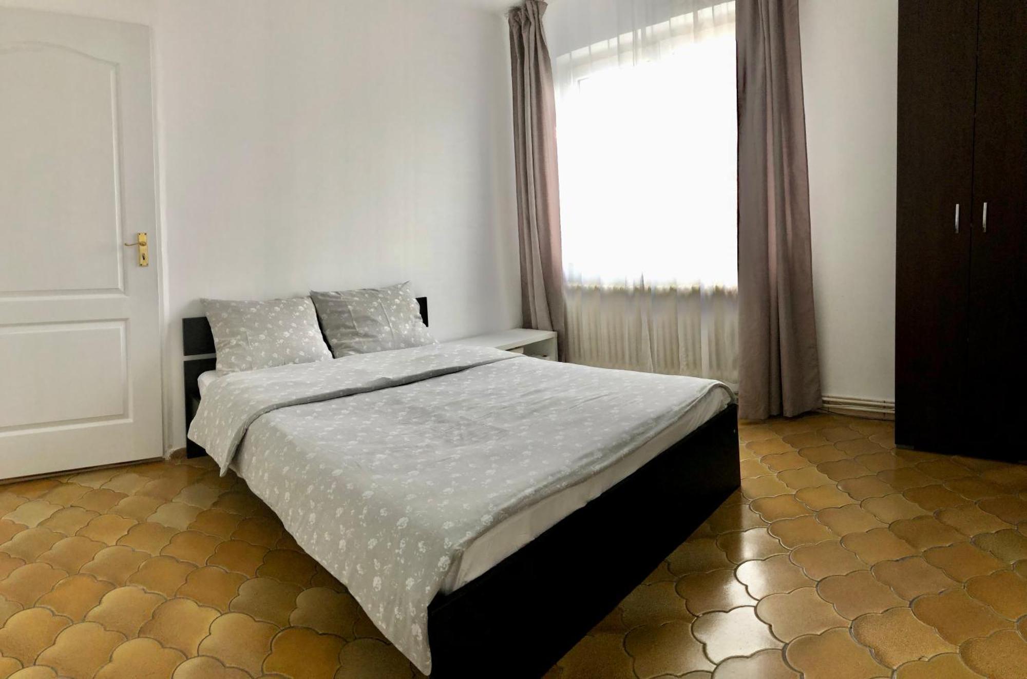 Casa Sâncrai Targu Mures Exterior foto